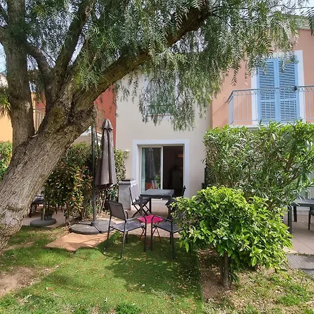 Holiday home Le Hameau Yourhosthelper *